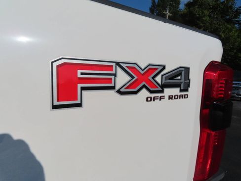 Used 2023 Ford F250 XL w/ 360-Degree Camera Package AWD/4WD image 16