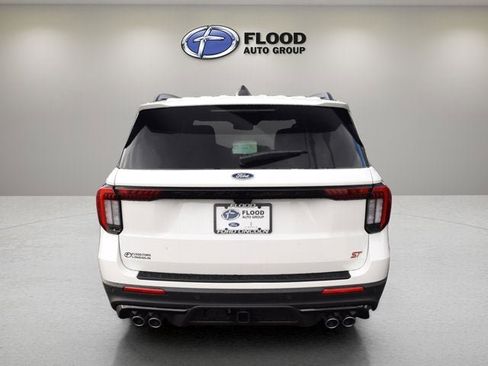 New 2026 Ford Explorer ST w/ Sun And Sound Package image 3