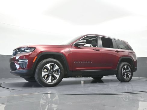 Used 2024 Jeep Grand Cherokee Limited 4xe AWD/4WD image 59