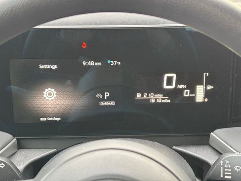 Used 2025 Nissan Kicks S image 20