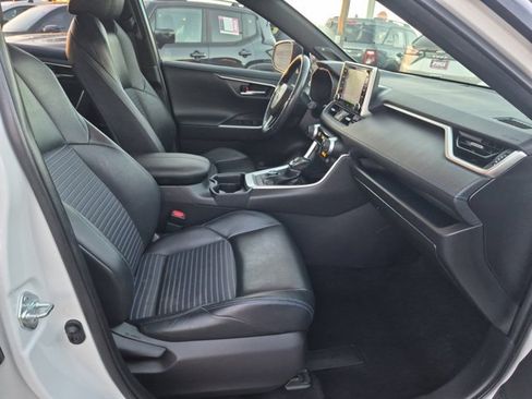 Used 2020 Toyota RAV4 XSE AWD/4WD image 21