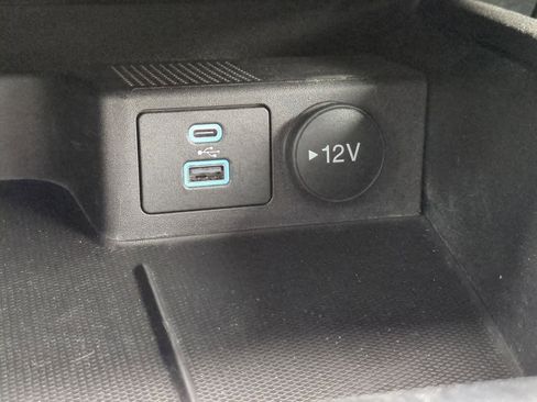 Used 2022 Ford Escape SE w/ Convenience Package image 28