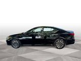 Used 2024 Nissan Altima 2.5 SV image 5