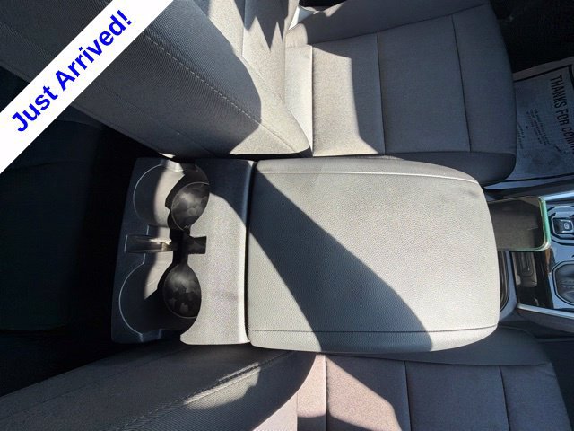Used 2024 Chevrolet Colorado W/T w/ Safety Package RWD image 27