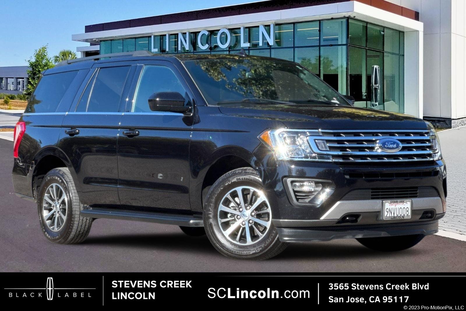 Used 2021 Ford Expedition XLT AWD/4WD image 1