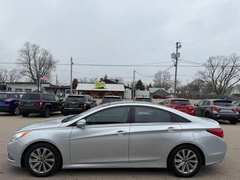 Used 2014 Hyundai Sonata Limited w/ Technology Package 05 image 2