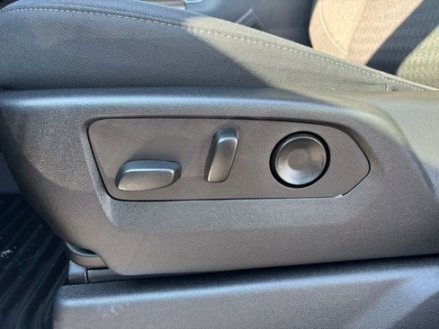 Used 2022 Chevrolet Silverado 1500 LT w/ All Star Edition Plus image 16