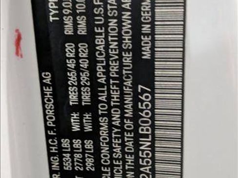 Used 2022 Porsche Macan image 30