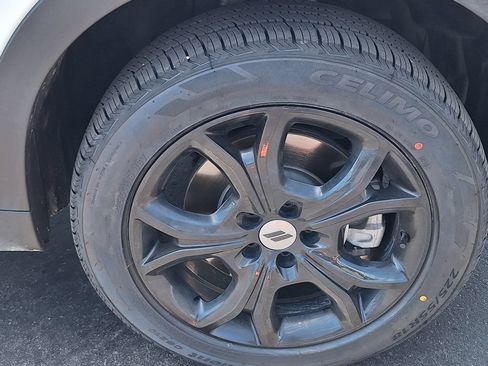 Used 2024 Dodge Hornet GT w/ GT Blacktop Package AWD/4WD image 32
