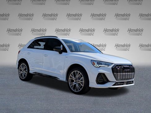 New 2025 Audi Q3 2.0T Premium Plus image 2