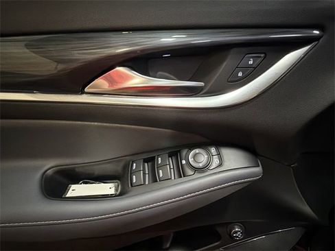 Certified 2024 Buick Enclave Essence w/ Experience Buick Package image 13