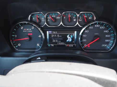 Used 2015 Chevrolet Silverado 3500 LTZ AWD/4WD image 26