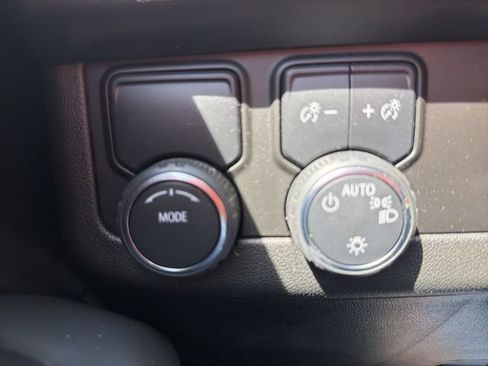 Used 2024 Chevrolet Tahoe LT RWD image 20