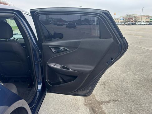 Used 2022 Chevrolet Malibu LT FWD image 35
