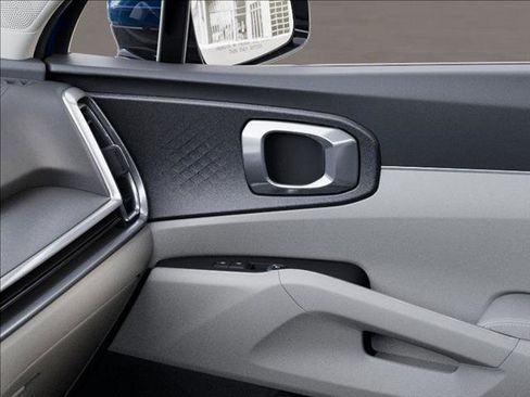 Used 2025 Kia Sorento EX w/ EX Panoramic Sunroof Package image 25