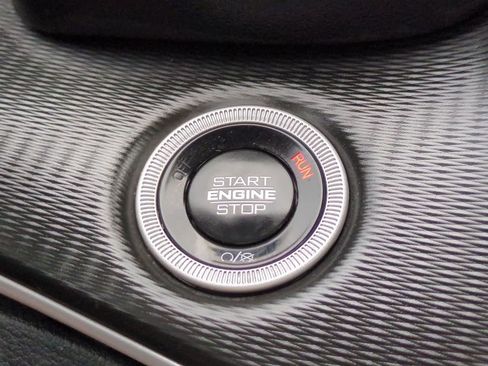 Used 2025 Jeep Grand Cherokee Altitude image 26