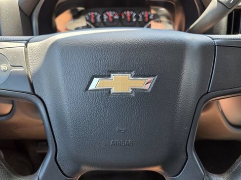 Used 2016 Chevrolet Silverado 1500 W/T RWD image 31