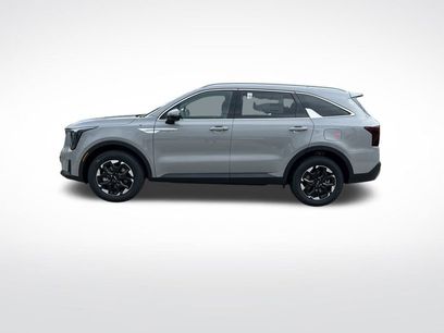 New 2026 Kia Sorento S w/ S Panoramic Sunroof Package