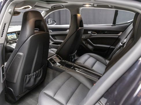 Used 2016 Porsche Panamera S image 49