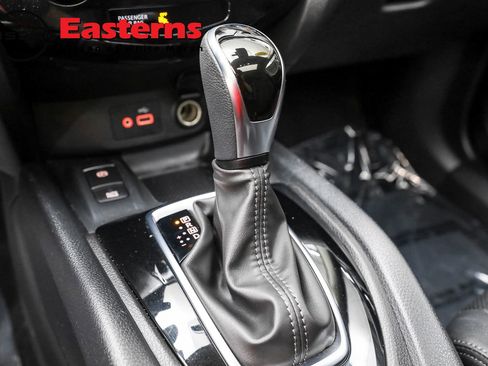 Used 2022 Nissan Rogue Sport SL w/ Premium Package AWD/4WD image 14