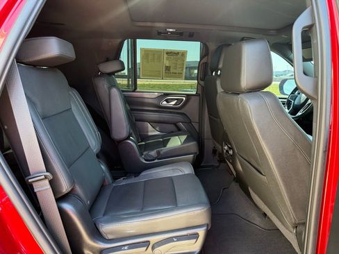 Used 2023 Chevrolet Tahoe Z71 w/ Luxury Package image 23