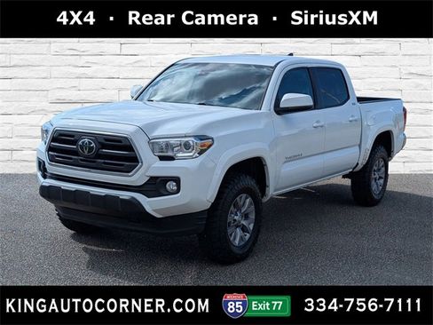 Used 2019 Toyota Tacoma SR5 image 1