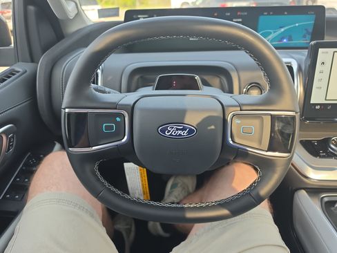 New 2027 Ford Expedition Max Platinum w/ Driver's Package AWD/4WD image 22