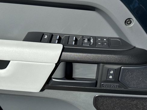 Certified 2026 Land Rover Defender 110 OCTA image 19