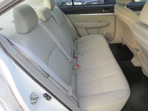 Used 2011 Subaru Legacy 2.5i Premium image 24