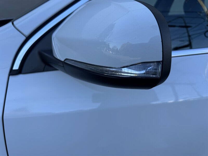 Used 2014 Volvo S60 T5 FWD image 7