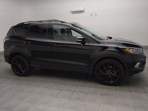 Used 2017 Ford Escape Titanium FWD image 11