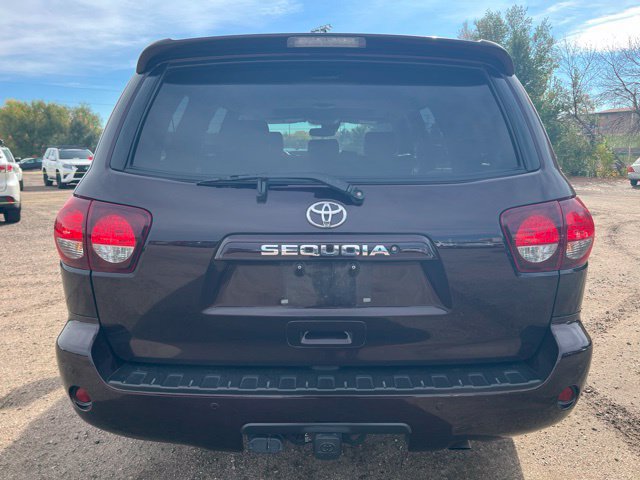 Used 2018 Toyota Sequoia SR5 w/ Premium Package AWD/4WD image 4