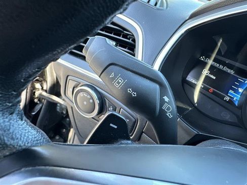 Used 2019 Ford Edge Titanium w/ Equipment Group 301A AWD/4WD image 14