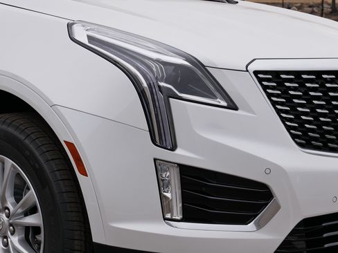 Used 2026 Cadillac XT5 Luxury w/ LPO, Floor Liner Package AWD/4WD image 16
