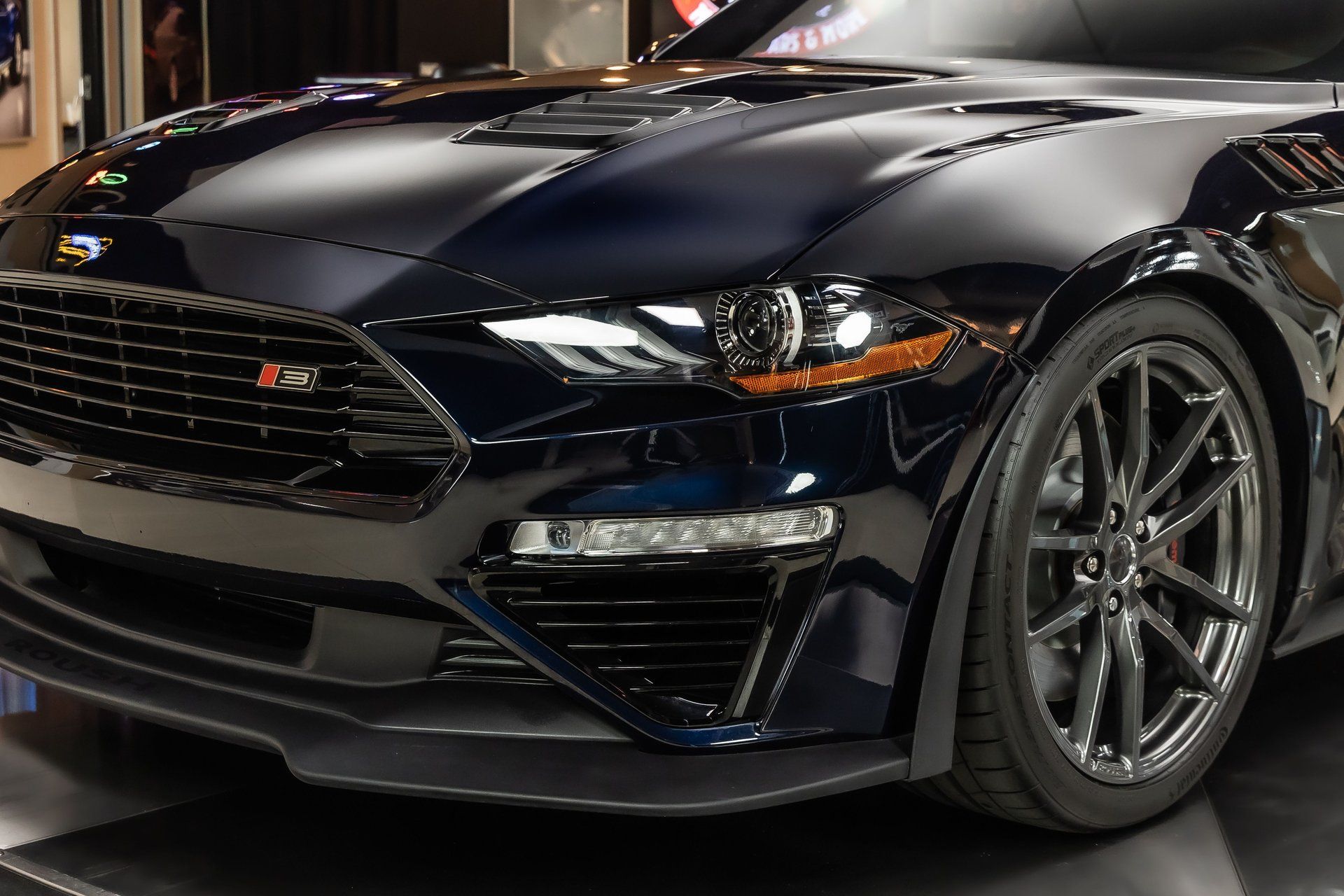 Used 2021 Ford Mustang GT Premium w/ GT Performance Package RWD image 29