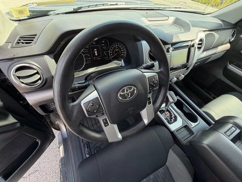 Used 2019 Toyota Tundra SR5 AWD/4WD image 18
