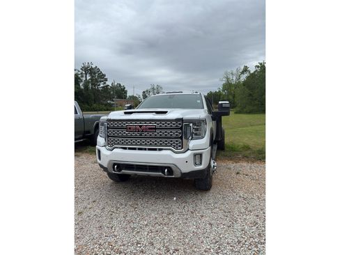 Used 2022 GMC Sierra 3500 Denali AWD/4WD image 1