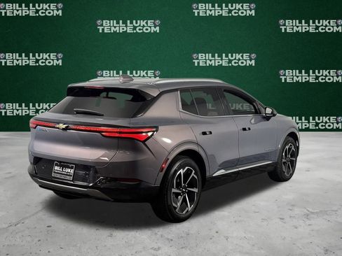 Used 2025 Chevrolet Equinox EV LT w/ Convenience Package image 6