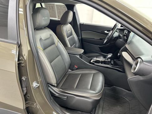 Used 2024 Chevrolet Trax ACTIV FWD image 22