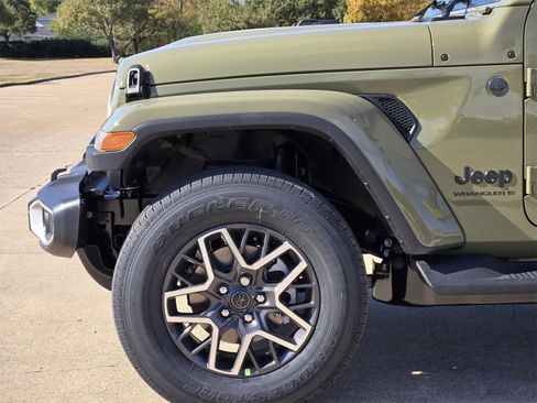 New 2026 Jeep Wrangler Unlimited Sahara image 9