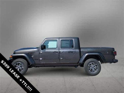 New 2025 Jeep Gladiator Sport image 5