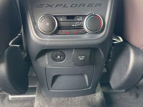 New 2026 Ford Explorer Platinum w/ LUX Leather Package AWD/4WD image 23