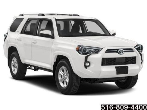 Used 2023 Toyota 4Runner SR5 Premium w/ Moonroof Package AWD/4WD image 7