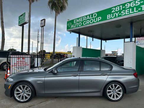 Used 2011 BMW 535i 535i Sedan 4D image 3