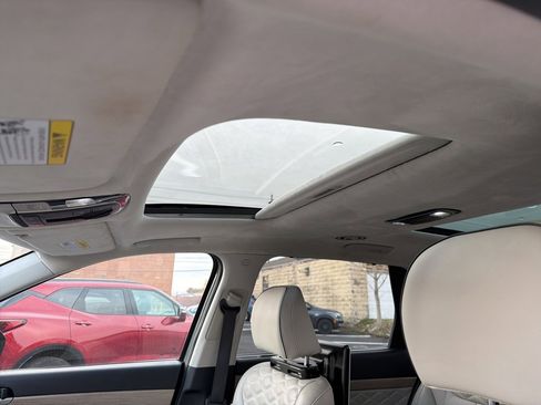 Used 2022 Hyundai Palisade Calligraphy image 14