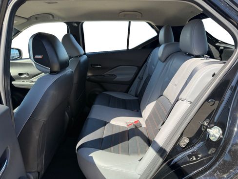 Used 2023 Nissan Kicks SR w/ SR Premium Package FWD image 16