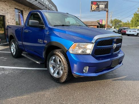 Used 2016 RAM 1500 Express w/ Popular Equipment Group AWD/4WD image 7