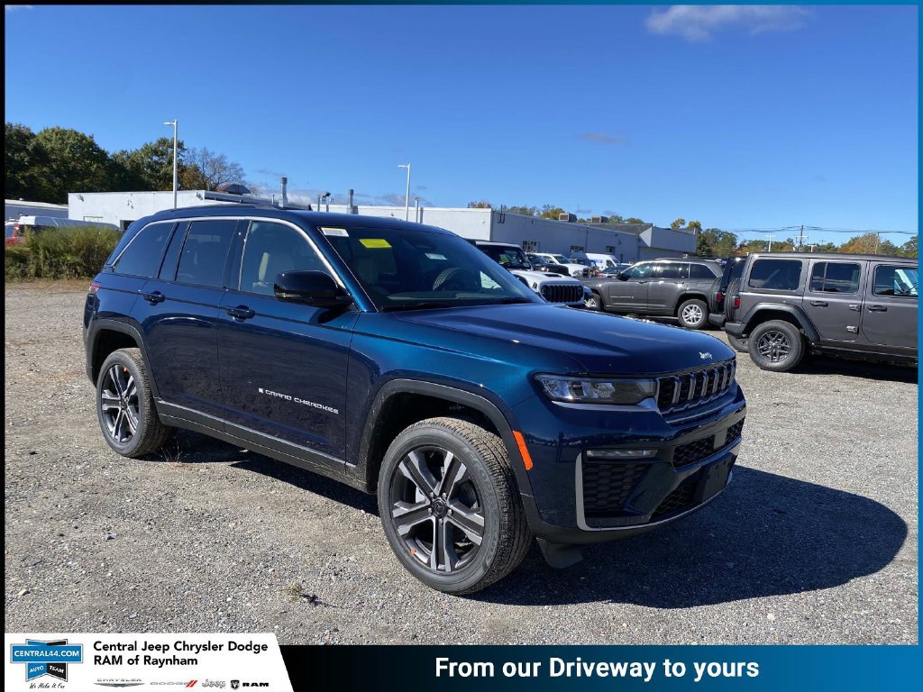 New 2027 Jeep Grand Cherokee Limited AWD/4WD image 1