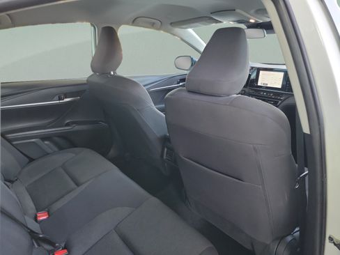 Used 2025 Toyota Camry LE FWD image 27