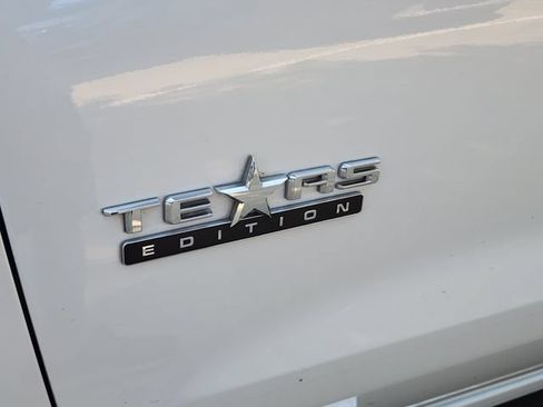 Used 2024 Chevrolet Silverado 1500 LTZ w/ LTZ Premium Package AWD/4WD image 18